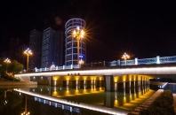 天橋照明亮化工程設(shè)計，點綴城市夜景燈光